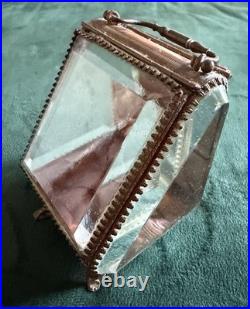 ANCIEN PORTE MONTRE GOUSSET COFFRET BIJOUX ÉPOQUE 19eme VERRE BISEAUTÉ ET LAITON