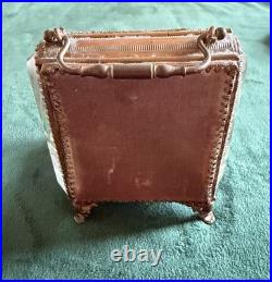 ANCIEN PORTE MONTRE GOUSSET COFFRET BIJOUX ÉPOQUE 19eme VERRE BISEAUTÉ ET LAITON