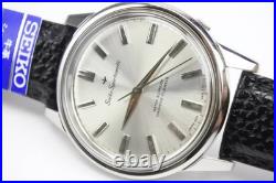 Ancien chef-d'ouvre domestique des années 60 SEIKO SPOTSMATIC 17 bijoux