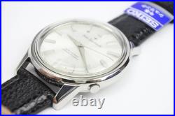Ancien chef-d'ouvre domestique des années 60 SEIKO SPOTSMATIC 17 bijoux