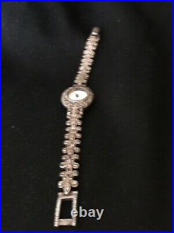 Ancienne montre-bracelet Costumes Bijoux 925er Argent Avec markasiten bruitage