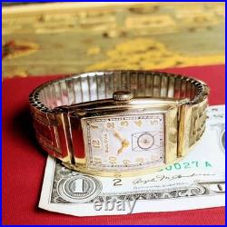 Ancienne montre-bracelet homme Bulova plaque dorée 15 bijoux remontés à la