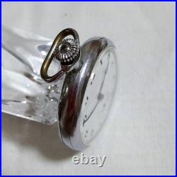 Ancienne montre de poche Waltham 15 bijoux sous cadran argenté années 1920 Ancienne montre de poche Waltham 15 bijoux sous cadran argenté années 1920