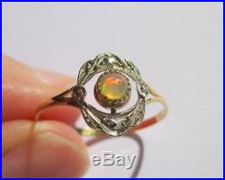 Bague ancienne ajourée Opale Or 18 carats 750 French gold ring 18K