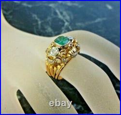 Bague ancienne fin 19Eme or 18 K diamants et emeraude tete d aigle T 53,5