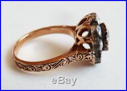 Bague marguerite ancienne en OR 9k et diamant Bijou ancien gold ring