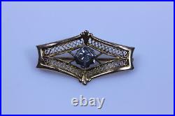 Beautiful! 10K Yellow Gold Antique Pin With Cubic Zirconia Center -12274