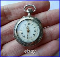 Bijoux / Collection / Joaillerie / Ancienne Montre a Gousset Argent Poinçonné