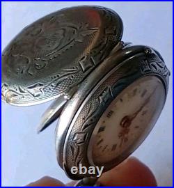 Bijoux / Collection / Joaillerie / Ancienne Montre a Gousset Argent Poinçonné
