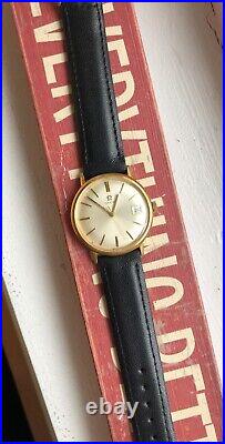 Bijoux vintage OMEGA 17 cal 611 réf. 132.019 avec date or vent manuel