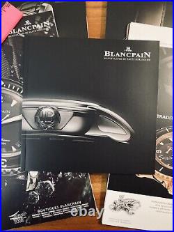 Blancpain livres de table basse catalogues magazines lettres chrono or toubillon