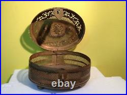 Boîte à bijoux à charnières en filigrane en laiton indien antique/vintage avec couvercle