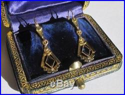 Boucles doreilles dormeuses anciennes pendantes Art Déco Or 18 carats 750