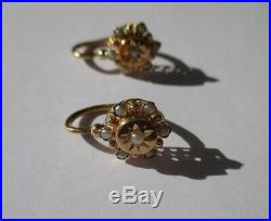 Boucles doreilles dormeuses anciennes perles Or 18 carats French gold 750