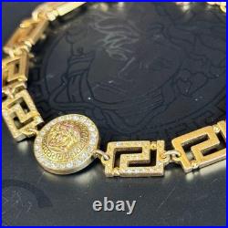 Bracelet Méduse Versace en or avec pierres bijoux anciens du Japon