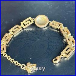 Bracelet Méduse Versace en or avec pierres bijoux anciens du Japon