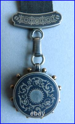 Broche Chatelaine porte montre bijou ancien 19e siècle Argent niellé silver