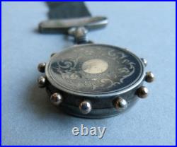 Broche Chatelaine porte montre bijou ancien 19e siècle Argent niellé silver