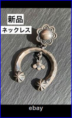 Collier Navajo Delbert Gordon style ancien timbre bijoux utilisé du Japon