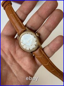 D. F. Ancien cadran texturé art déco mécanique 15 bijoux 33 mm années 60