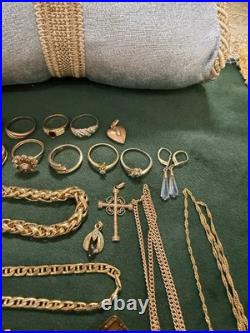 Lot De Bijoux Fantaisie Et Montres Plaque Or Ancien Et Récents Bon État Général