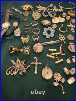 Lot De Bijoux Fantaisie Et Montres Plaque Or Ancien Et Récents Bon État Général