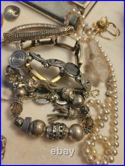 Lot bijoux anciens vintage & modernes + montres mécaniques argent fantaisie