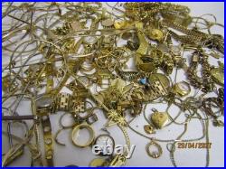 Lot de bijoux ancien divers doré plaqué or ancien fantaisie montre 1.1 kilos