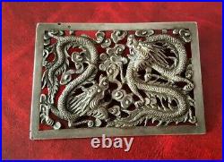 Magnifique broche ancienne en argent massif au motif de dragons chinois