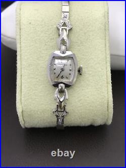 Montre Femme Longines Vintage Or Blanc 14K avec Diamants