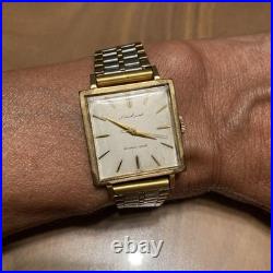 Montre Seiko Laurel Ancienne 17 Bijoux Boîtier Rectangulaire Vintage Dress