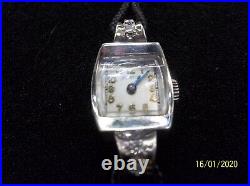 Montre Vintage Clinton Femme 17 Jewel Or Blanc 14K 4 Diamants. Juste d'entretien