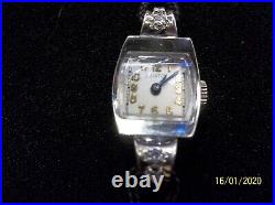 Montre Vintage Clinton Femme 17 Jewel Or Blanc 14K 4 Diamants. Juste d'entretien