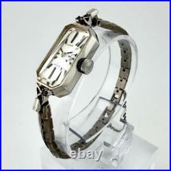 Montre ancienne à remontage manuel CITIZEN Noble 21 bijoux cadran argenté