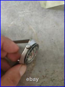 Montre ancienne mecanique chrono lator pièces où à réparer
