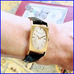 Montre-bracelet ancienne homme Bulova remontage manuel 17 bijoux plaqué or
