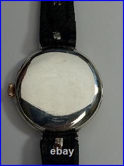 Montre-bracelet suisse antique vers 1920 argent entretenue