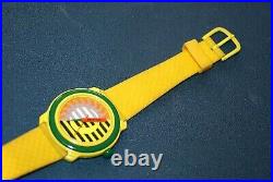 Montre-bracelet vintage cool Bretagne jaune vif soleil super années 90