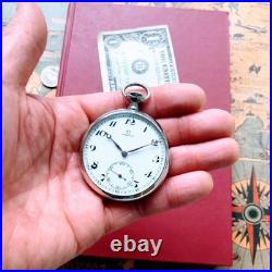 Montre de poche Omega à remontage manuel 15 bijoux ancien sous-cadran 1935