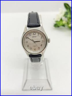 Montre femme SEIKO remontée à la main 1976 cadran ancien lin 21 bijoux
