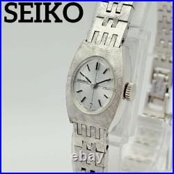 Montre femme SEIKO vintage remontée main 21 bijoux argent rare robe ancienne