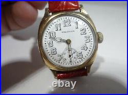 Période art déco Waltham Gold Filled Coussin Case watch working