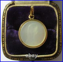 Ravissante médaille pendentif ancienne Vierge Nacre et or 18 carats gold 750