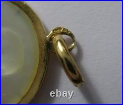 Ravissante médaille pendentif ancienne Vierge Nacre et or 18 carats gold 750