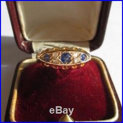 Superbe bague jarretière ancienne Saphirs Ceylan Diamants Or 18 carats 750