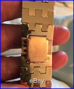 Superbe montre bracelet mystérieuse ancienne en or 18 carats et diamants