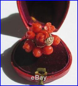 Très belle bague ancienne Corail naturel fruits fleurs Or rose 9 carats 375