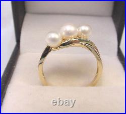 Trois les perles de culture 4.7 5.5 mm 10K Gold Bypass Style Ring New Old Stock